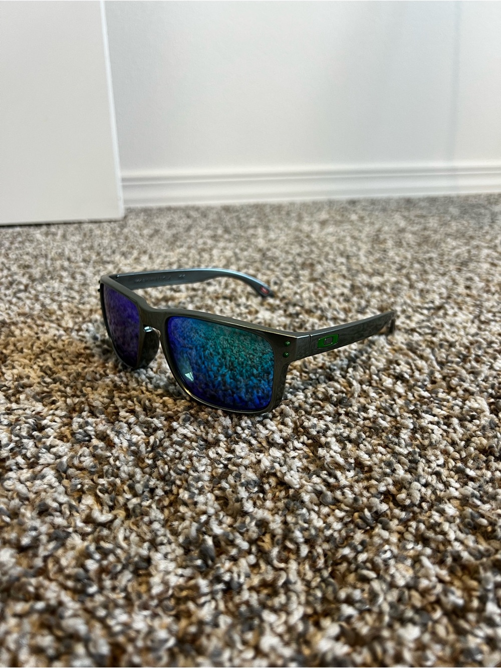 Oakley Holbrook Sunglasses Polarized Lens